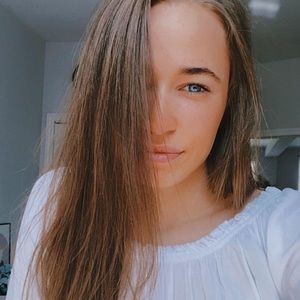 Meet your Posher, Gabrielle